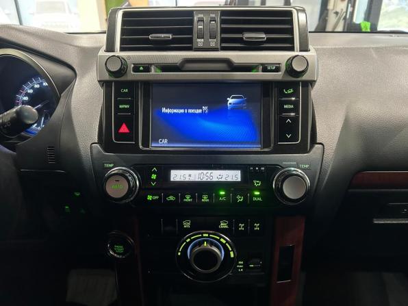 Toyota Land Cruiser Prado 150 Series Рестайлинг 1 с пробегом 2015 года, цена 2 799 000 рублей, 416801 км, внедорожник, Автокод Объявления