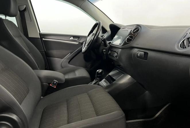 Volkswagen Tiguan I Рестайлинг с пробегом 2011 года, цена 1 170 000 рублей, 220800 км, внедорожник, Автокод Объявления