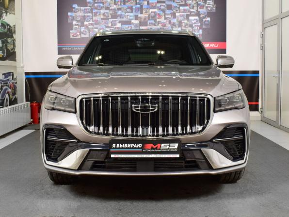 Geely Monjaro I Рестайлинг 2 с пробегом 2025 года, цена 3 970 995 рублей, 26 км, внедорожник, Автокод Объявления