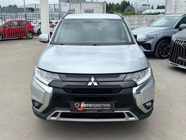 Mitsubishi Outlander III Рестайлинг 3 с пробегом 2021 года, цена 2 090 000 рублей, 149612 км, внедорожник, Автокод Объявления