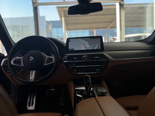 BMW 5 серии VII (G30/G31/G38) Рестайлинг с пробегом 2021 года, цена 4 850 000 рублей, 40564 км, седан, Автокод Объявления