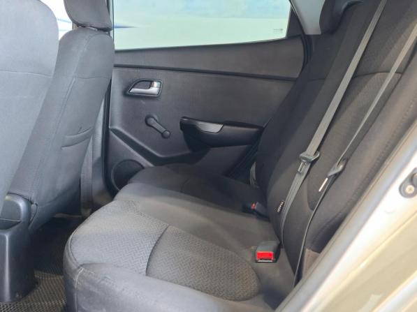 Kia Rio III с пробегом 2012 года, цена 999 000 рублей, 130000 км, хэтчбек, Автокод Объявления