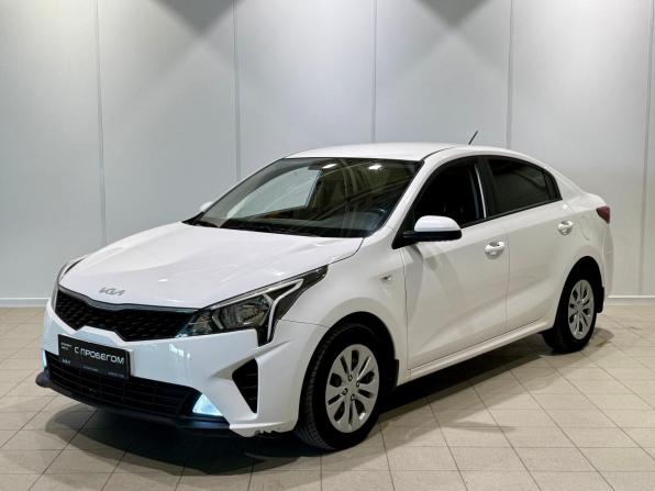 Kia Rio IV Рестайлинг с пробегом 2021 года, цена 1 790 000 рублей, 68001 км, седан, Автокод Объявления