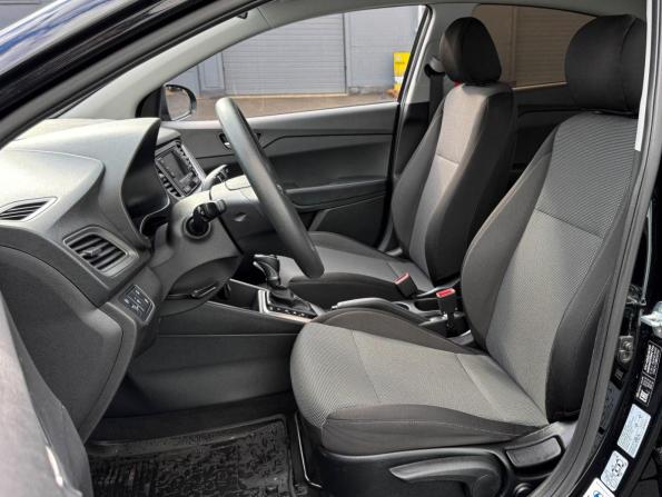 Hyundai Solaris II Рестайлинг с пробегом 2021 года, цена 1 459 000 рублей, 80576 км, седан, Автокод Объявления