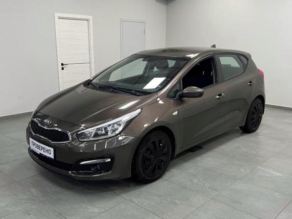 Kia Ceed II Рестайлинг с пробегом 2017 года, цена 1 550 000 рублей, 64605 км, хэтчбек, Автокод Объявления