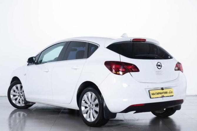 Opel Astra J с пробегом 2012 года, цена 559 000 рублей, 212489 км, хэтчбек, Автокод Объявления
