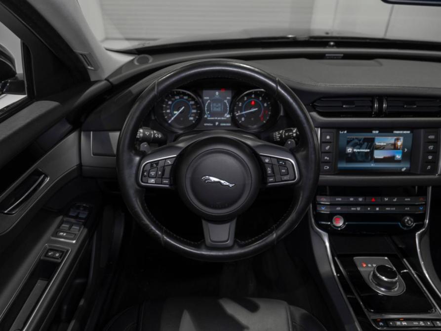 Jaguar XF II Москва  - изображение 10