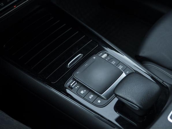 Mercedes-Benz GLB I (X247) с пробегом 2020 года, цена 3 150 000 рублей, 51321 км, внедорожник, Автокод Объявления