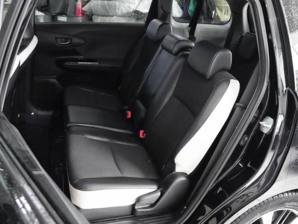 Toyota Wish II Рестайлинг с пробегом 2014 года, цена 1 575 000 рублей, 128608 км, минивэн, Автокод Объявления