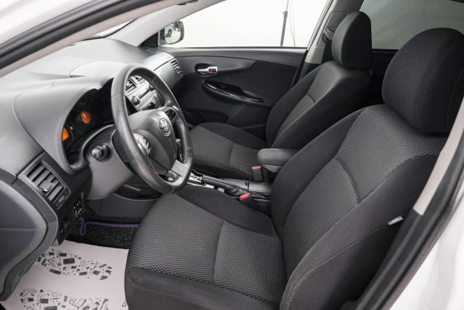 Toyota Corolla X (E140 E150) Рестайлинг с пробегом 2012 года, цена 1 099 000 рублей, 175000 км, седан, Автокод Объявления