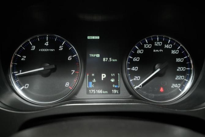 Mitsubishi Outlander III Рестайлинг с пробегом 2014 года, цена 1 329 000 рублей, 175162 км, внедорожник, Автокод Объявления