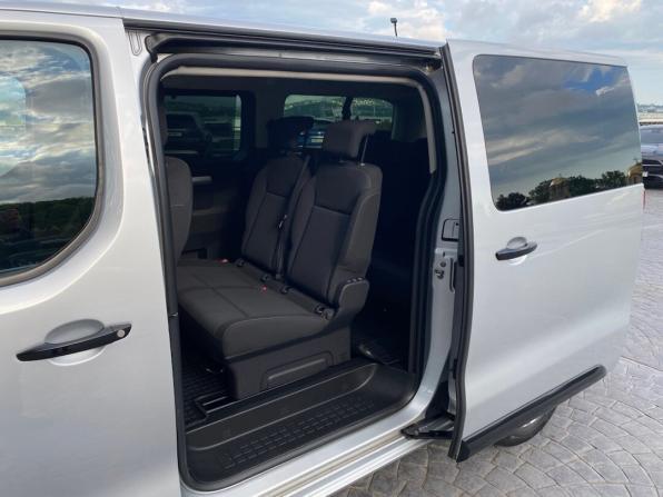 Peugeot Traveller I с пробегом 2020 года, цена 3 449 000 рублей, 53958 км, минивэн, Автокод Объявления
