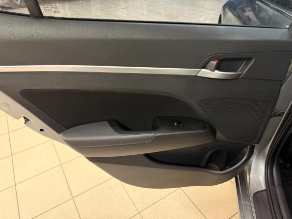 Hyundai Elantra VI (AD) Рестайлинг с пробегом 2019 года, цена 1 730 000 рублей, 93000 км, седан, Автокод Объявления