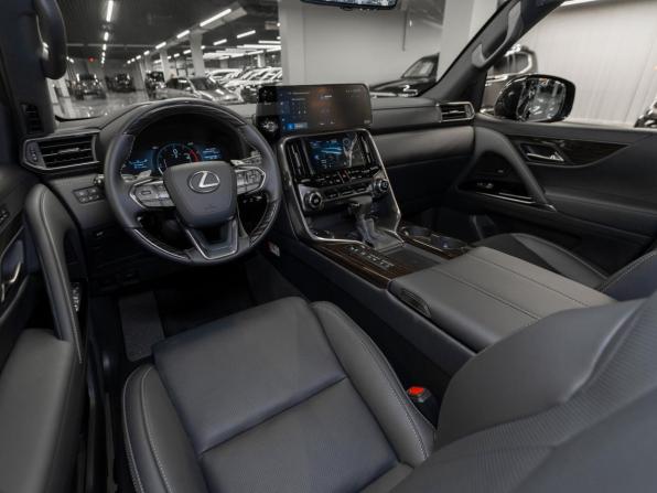 Lexus LX IV с пробегом 2025 года, цена 18 350 000 рублей, 5 км, внедорожник, Автокод Объявления