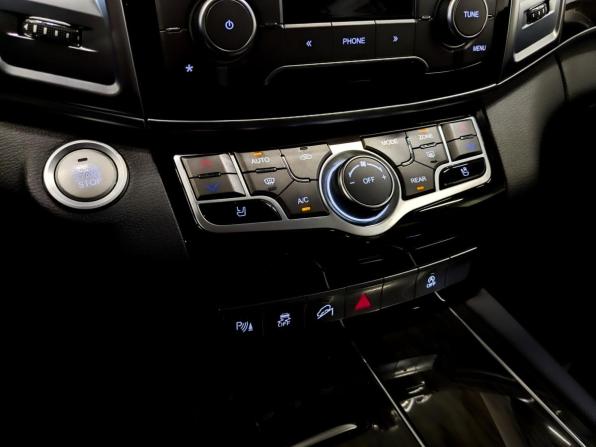 Haval H9 I Рестайлинг с пробегом 2021 года, цена 2 690 000 рублей, 94018 км, внедорожник, Автокод Объявления