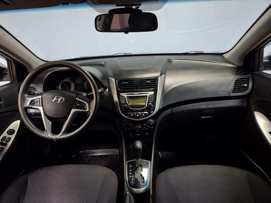 Hyundai Solaris I Москва  - изображение 16