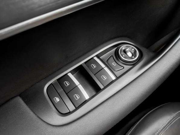 Chery Tiggo 7 Pro Max I с пробегом 2023 года, цена 2 059 000 рублей, 28480 км, внедорожник, Автокод Объявления