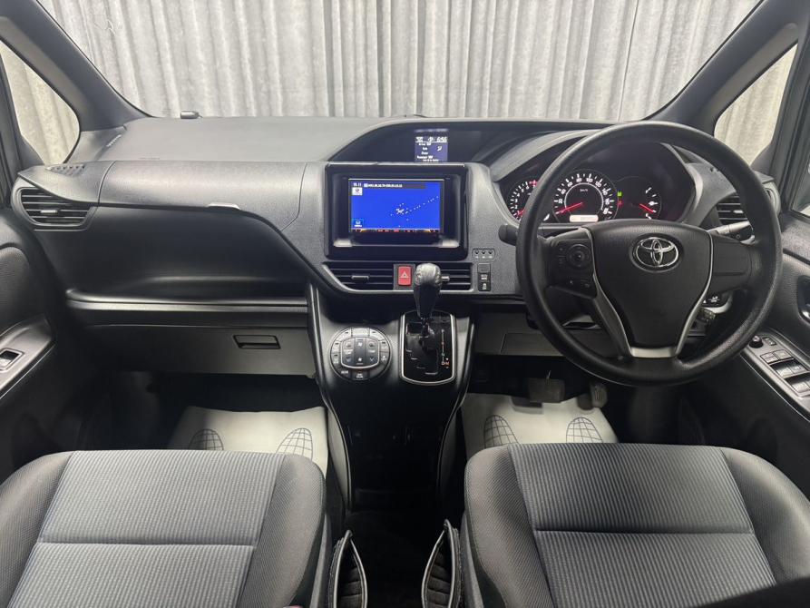 Toyota Voxy III (R80) Рестайлинг Стерлитамак  - изображение 22