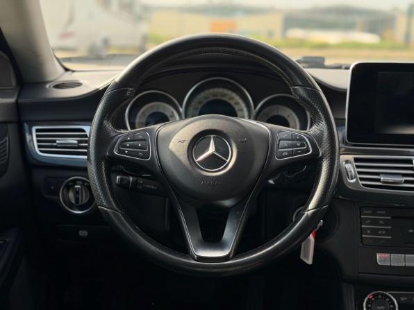 Mercedes-Benz CLS II (C218) Рестайлинг с пробегом 2015 года, цена 2 450 000 рублей, 211984 км, седан, Автокод Объявления