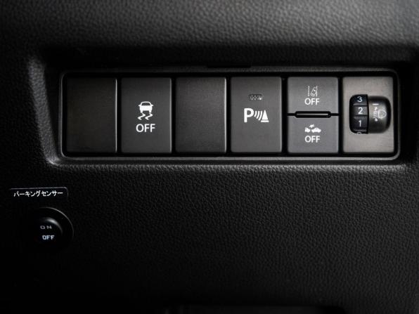 Suzuki Swift V Рестайлинг с пробегом 2020 года, цена 1 090 300 рублей, 76043 км, хэтчбек, Автокод Объявления