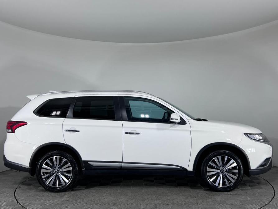 Mitsubishi Outlander III Рестайлинг 3 Ростов-на-Дону  - изображение 7