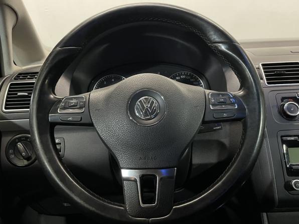 Volkswagen Touran I Рестайлинг 2 с пробегом 2011 года, цена 785 000 рублей, 258048 км, компактвэн, Автокод Объявления
