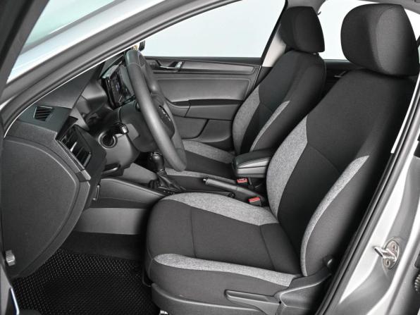 Skoda Rapid II с пробегом 2021 года, цена 1 699 000 рублей, 94390 км, лифтбек, Автокод Объявления