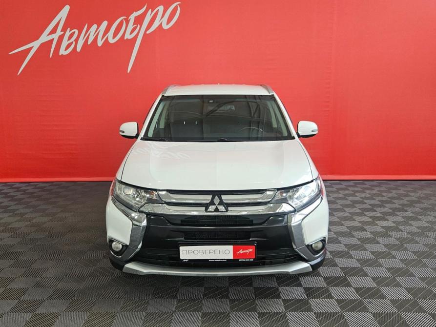 Mitsubishi Outlander III Рестайлинг 2 Вологда  - изображение 8