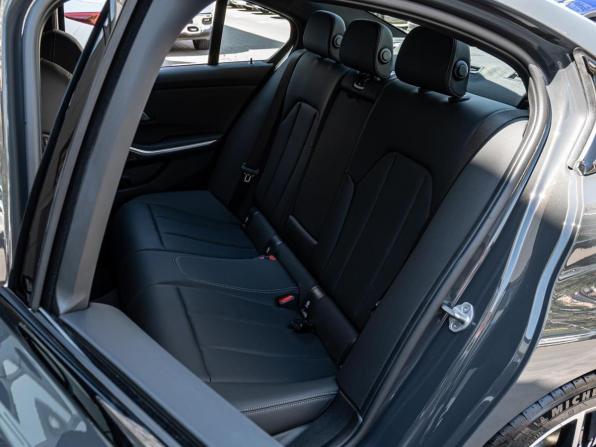 BMW 3 серии VII (G2x) Рестайлинг 2 с пробегом 2025 года, цена 6 030 000 рублей, 10766 км, седан, Автокод Объявления