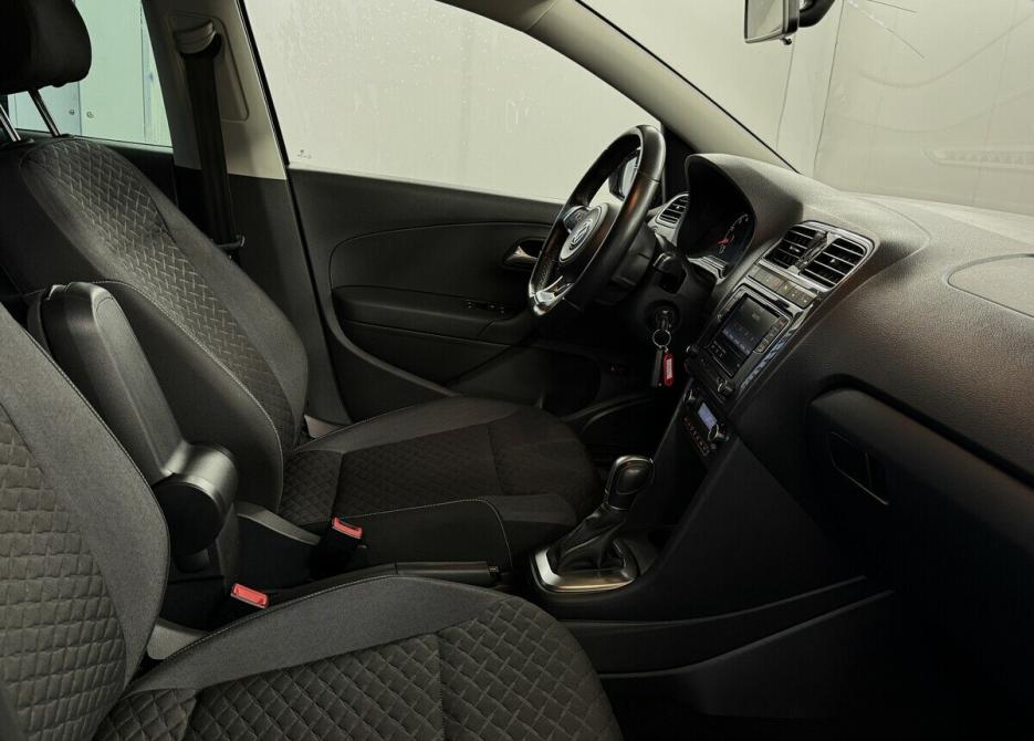 Volkswagen Polo V Рестайлинг Москва  - изображение 12