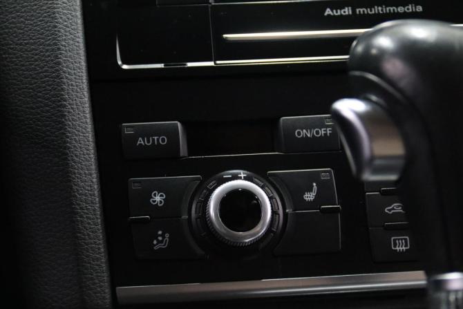 Audi Q7 I (4L) Рестайлинг с пробегом 2011 года, цена 1 940 450 рублей, 245320 км, внедорожник, Автокод Объявления