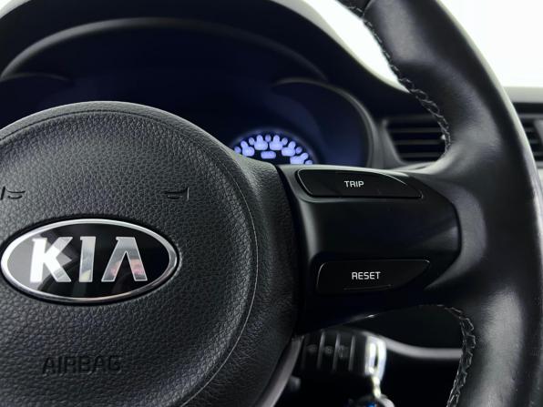Kia Rio IV с пробегом 2018 года, цена 1 497 000 рублей, 54079 км, седан, Автокод Объявления