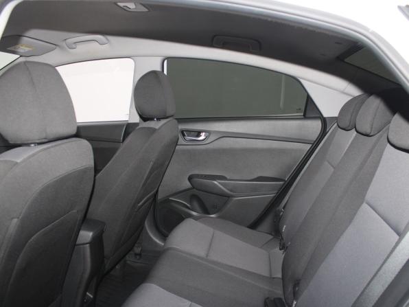Hyundai Solaris II Рестайлинг с пробегом 2021 года, цена 1 599 900 рублей, 83671 км, седан, Автокод Объявления