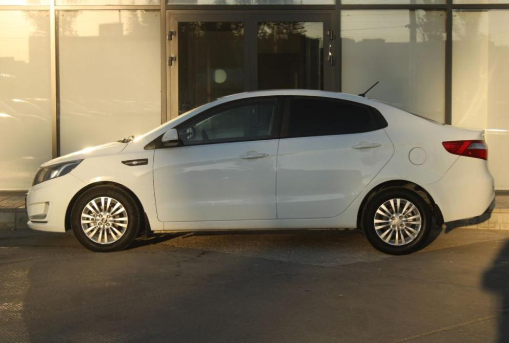 Kia Rio III Саратов  - изображение 8