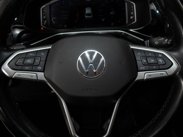 Volkswagen Polo VI с пробегом 2022 года, цена 1 628 000 рублей, 159700 км, лифтбек, Автокод Объявления
