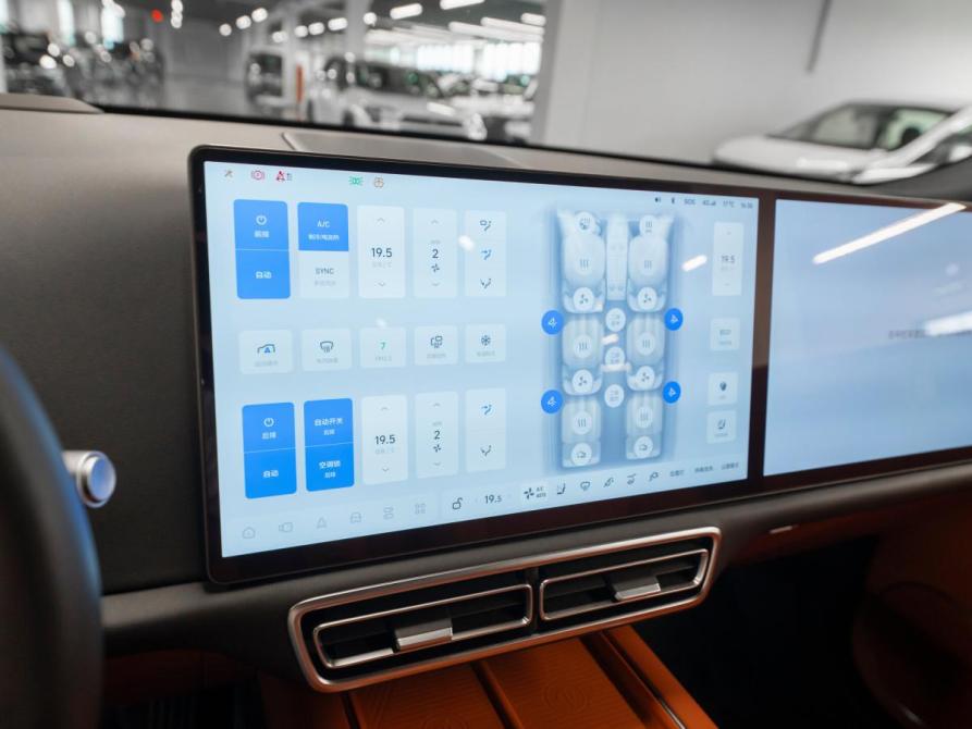 Li Auto (Lixiang) L9 I Москва  - изображение 22