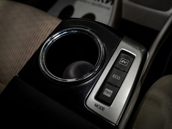 Toyota Prius Alpha I (ZVW40/41) Рестайлинг с пробегом 2019 года, цена 1 880 000 рублей, 123700 км, универсал, Автокод Объявления
