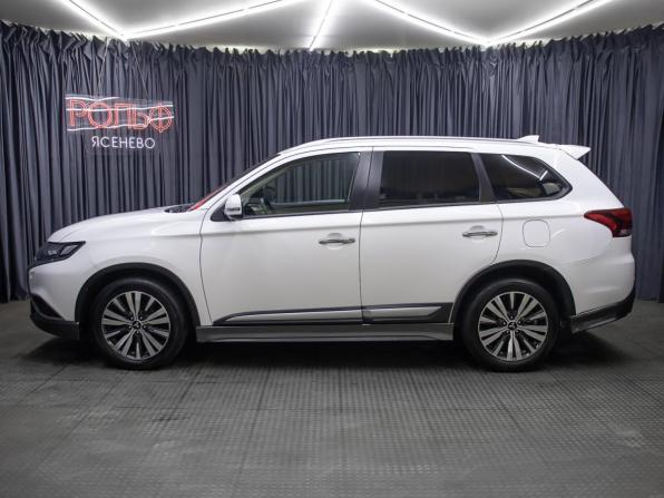Mitsubishi Outlander III Рестайлинг 3 с пробегом 2018 года, цена 2 349 000 рублей, 91000 км, внедорожник, Автокод Объявления