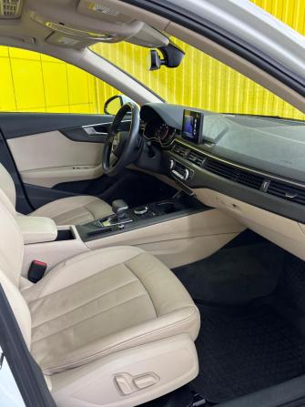 Audi A4 V (B9) с пробегом 2019 года, цена 2 479 000 рублей, 117000 км, седан, Автокод Объявления