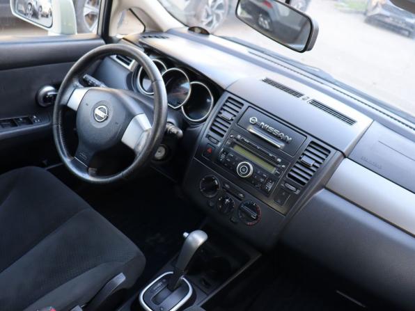 Nissan Tiida I Рестайлинг с пробегом 2011 года, цена 720 000 рублей, 141665 км, хэтчбек, Автокод Объявления