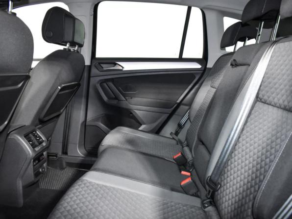 Volkswagen Tiguan II с пробегом 2018 года, цена 2 832 000 рублей, 101661 км, внедорожник, Автокод Объявления
