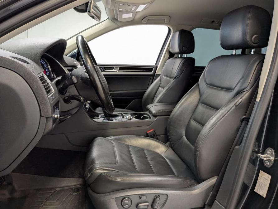 Volkswagen Touareg II Рестайлинг Санкт-Петербург  - изображение 20