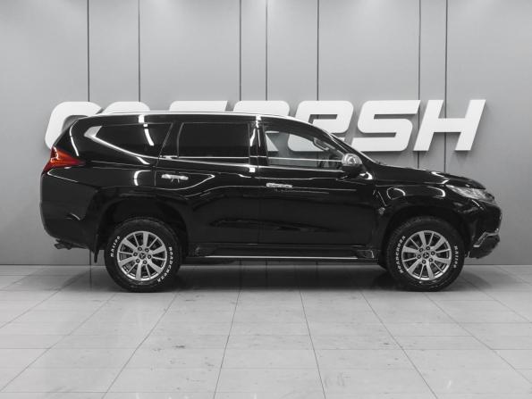 Mitsubishi Pajero Sport III с пробегом 2017 года, цена 2 550 000 рублей, 161016 км, внедорожник, Автокод Объявления