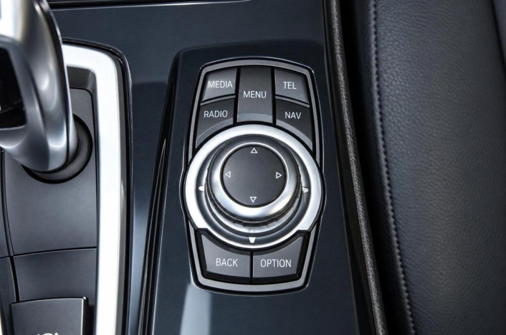BMW 5 серии VI (F10/F11/F07) Рестайлинг Челябинск  - изображение 17
