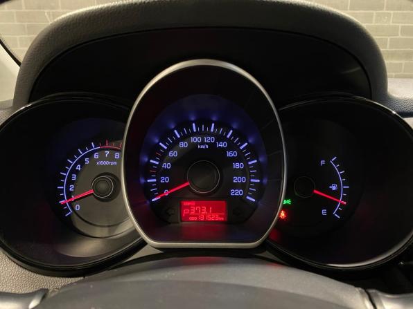 Kia Rio III с пробегом 2013 года, цена 890 000 рублей, 131523 км, хэтчбек, Автокод Объявления