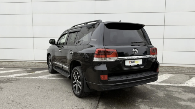 Toyota Land Cruiser 200 Series Рестайлинг 1 с пробегом 2013 года, цена 4 200 000 рублей, 256785 км, внедорожник, Автокод Объявления