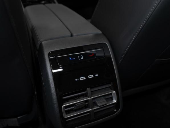 Volkswagen Tiguan III (China Market) с пробегом 2026 года, цена 4 800 000 рублей, 11 км, внедорожник, Автокод Объявления