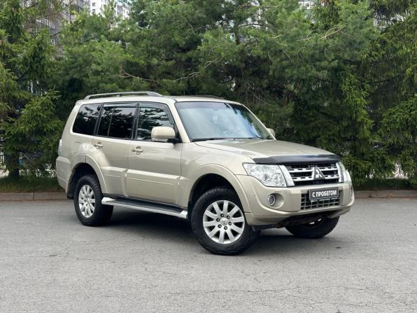 Mitsubishi Pajero IV Рестайлинг 1 с пробегом 2012 года, цена 1 830 000 рублей, 323295 км, внедорожник, Автокод Объявления