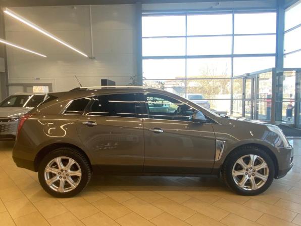 Cadillac SRX II Рестайлинг с пробегом 2014 года, цена 1 649 000 рублей, 178887 км, внедорожник, Автокод Объявления