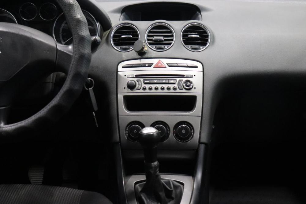 Peugeot 408 I Ульяновск  - изображение 12
